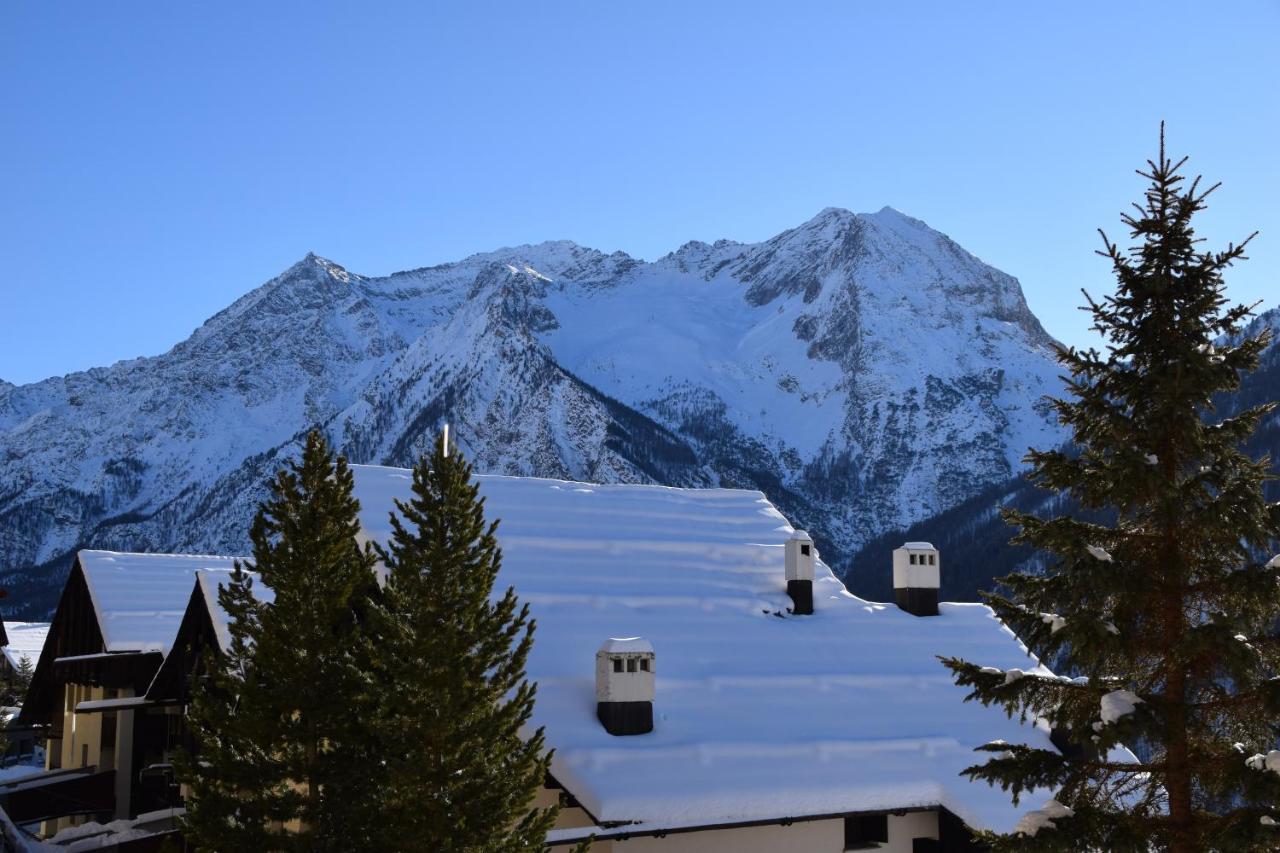 Grange Hike & Ski Sestriere Apartments Экстерьер фото
