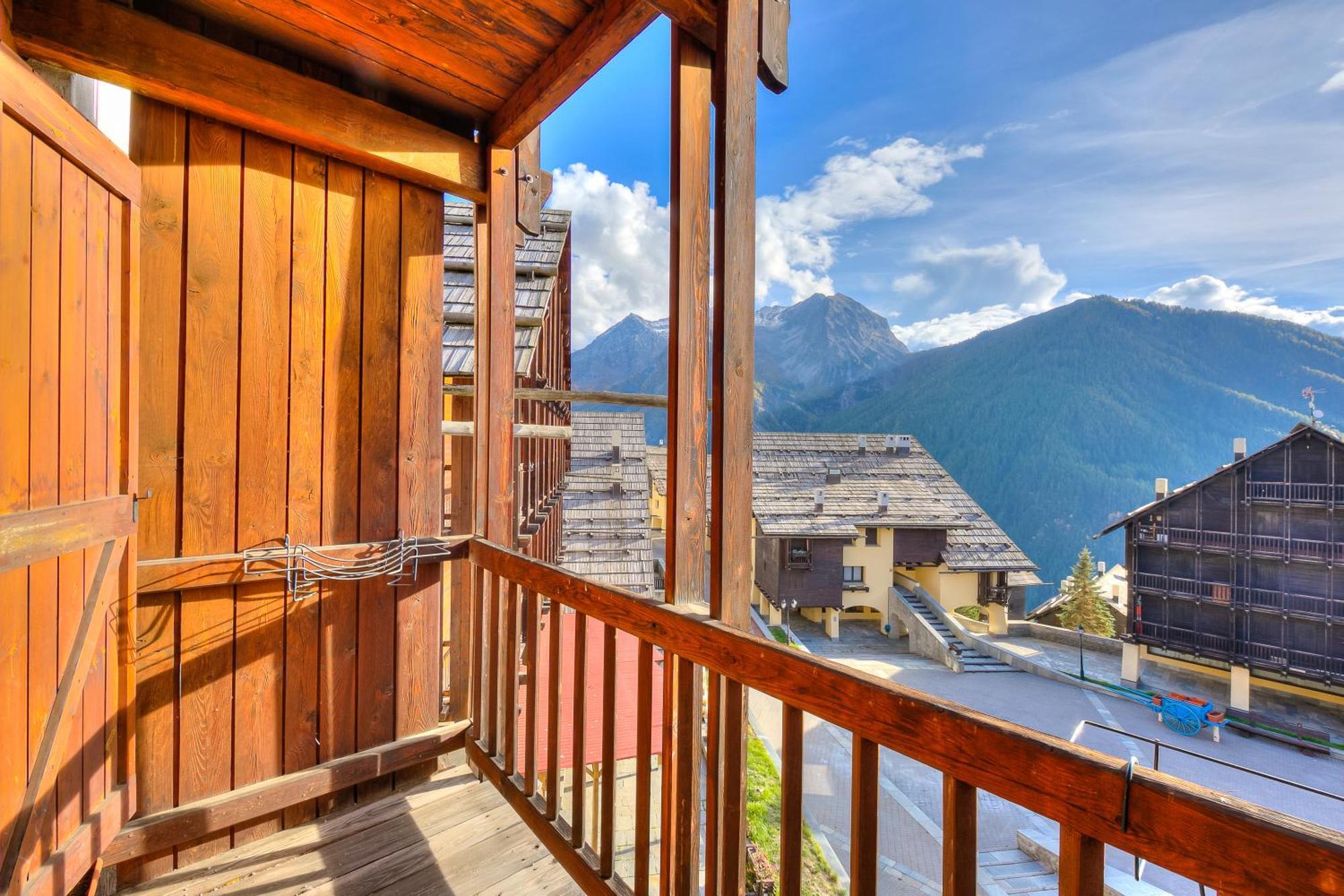 Grange Hike & Ski Sestriere Apartments Экстерьер фото